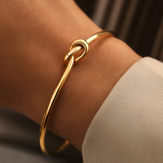 Delilah Knot Bracelet